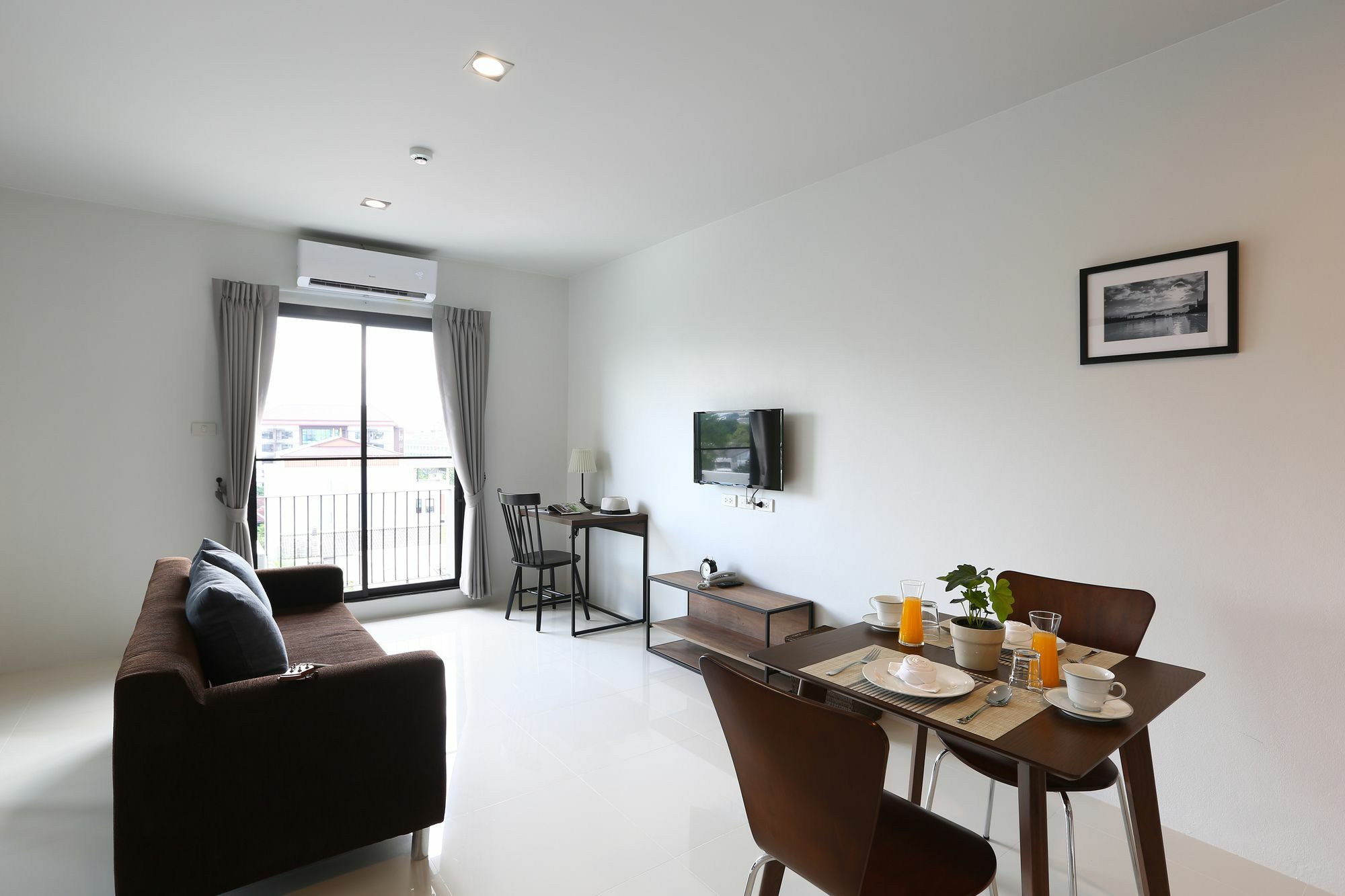 Sukh Serviced Apartment Ban Kho Hong Exterior photo